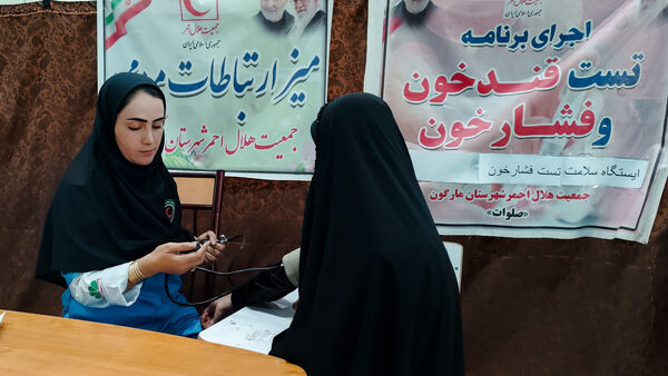 برپایی میز خدمت فرماندار و مدیران شهرستان مارگون 