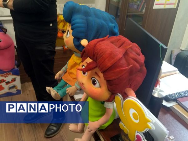 بررسی تاثیر پیشرفت علم و فناوری در صدا و سیما توسط دانش‌آموز خبرنگاران