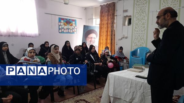 کارگاه هم‌اندیشی دختران خبرنگار پانا خلیل آباد 