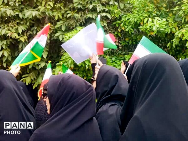 پیمان معلمان جیرفت با رهبر جدید