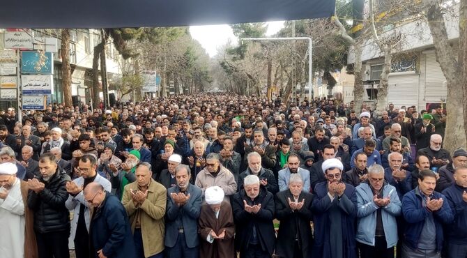  نماز عید فطر در اسفراین