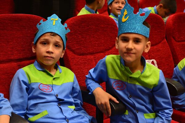 جشن الفبای کلاس اولی‌ها در بهارستان‌۲