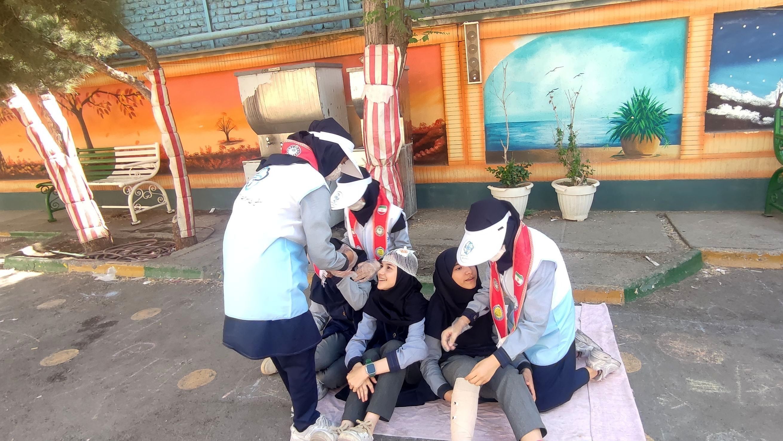  ارزیابی تشکل پیشتازان ناحیه۶ در دبستان فرهنگیان ۲