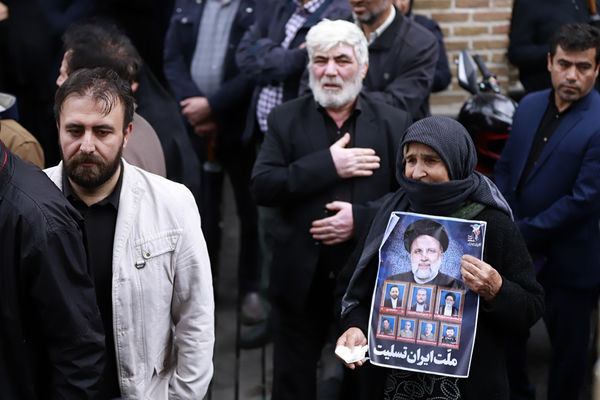 تشییع پیکر شهدای خدمت در تبریز