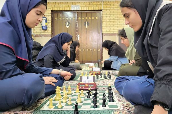 اختتامیه مسابقات شطرنج دختران بهارستان دو