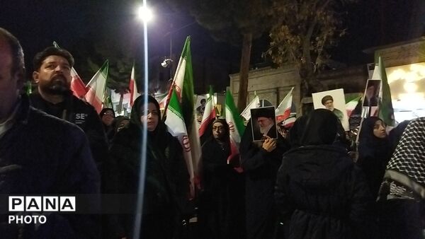 از پیر تا کودک برای حفظ وطن آمدند-۲