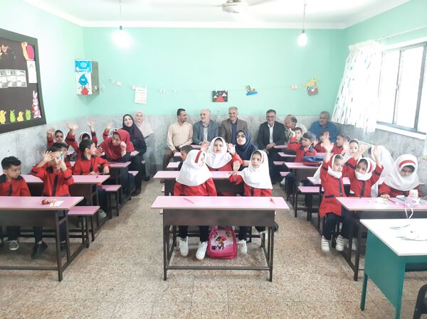 زنگ شکوفه‌ها در شهرستان عباس‌آباد به صدا درآمد