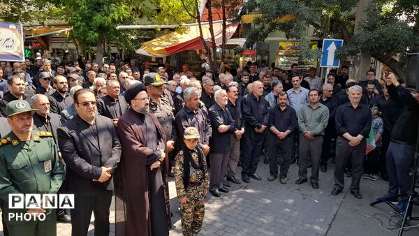 سراب؛ هم‌صدا با تهران در وداع با قائد شهید