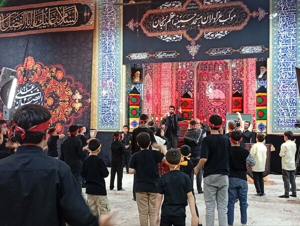 سوگواره «احلی من العسل» در حسینیه اعظم زنجان 