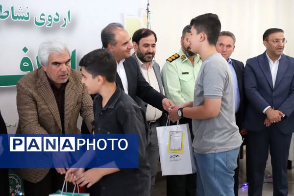 تقدیر مدیرکل آموزش و پرورش آذربایجان شرقی از فرزندان دانش‌آموز شهدای اقتدار