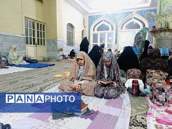 اعتکاف رمضانیه نوجوانان در قم