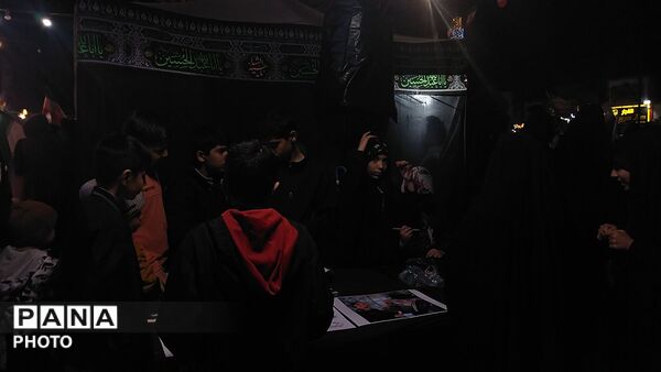 سقاخانه قمر بنی هاشم در بلوار فضل میزبان عاشقان وطن شد 
