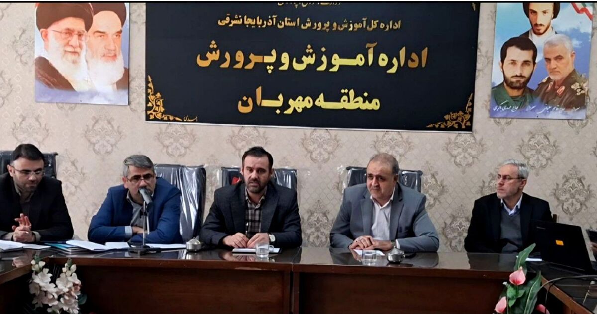 دوره اول ابتدایی خط مقدم عدالت آموزشی است