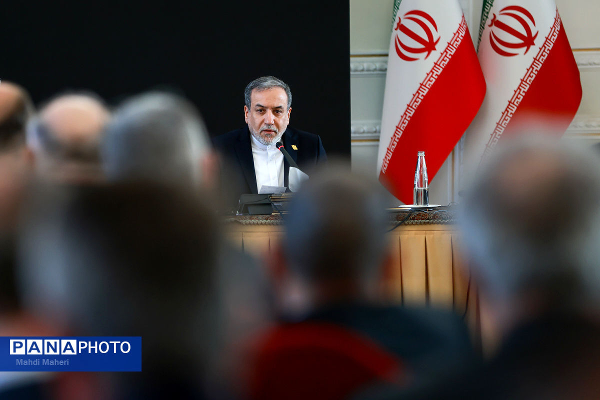 عراقچی: مذاکرات ایران و آمریکا با میانجی‌گری عمان در فضایی مثبت برگزار شد