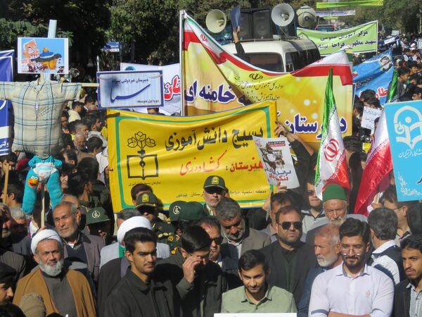 گذری بر ۱۳ آبان نیشابور 