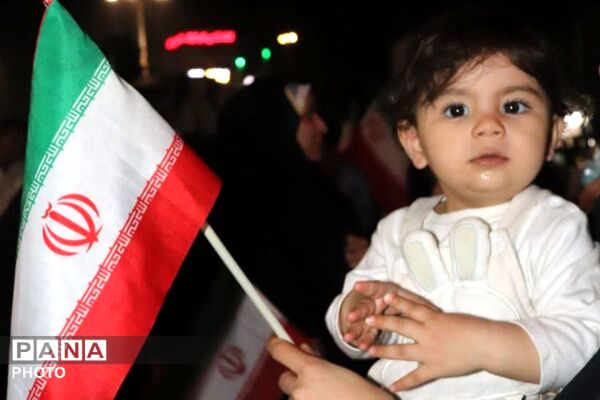 بهشت در کف خیابان های شهر ری با حضور ریحانه های بهشتی