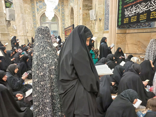 مراسم احیا شب بیست و یکم ماه رمضان در مسجد اعظم قم