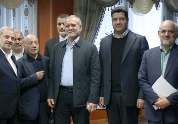 پیگیری مطالبات اعضای صندوق ذخیره فرهنگیان در دیدار مدیرعامل با رئیس‌جمهور