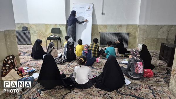 مسجدی که تبدیل به سنگر حفظ جبهه‌ دانش شد