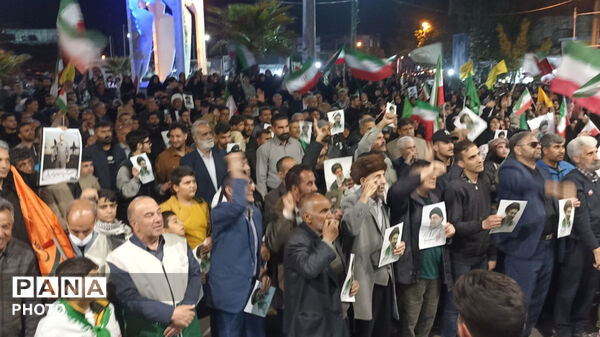 پنجاه و دوشب اقتدار،وفاداری وایستادگی