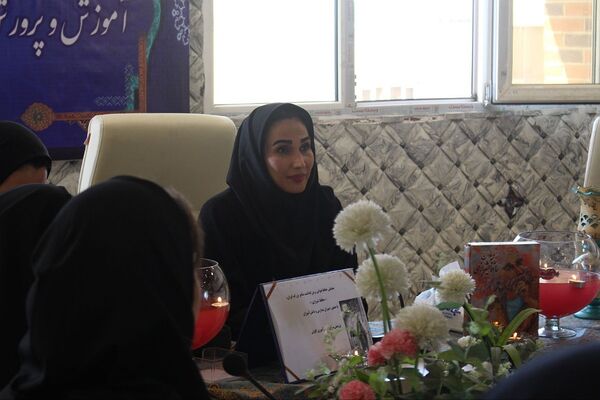 همایش بزرگداشت حافظ شیرازی در اداره آموزش و پرورش کهریزک