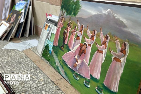 داوری مرحله منطقه‌ای چهل‌وچهارمین جشنواره فرهنگی هنری فردا در اسلامشهر 