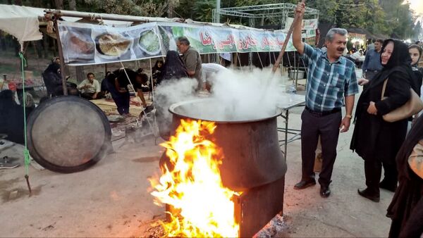 پایان بخش جشنواره نان گرم با حضور گرم مردم