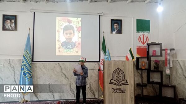 دیدار مسئولان آموزش و پرورش با خانواده شهدا، یادبودی برای بزرگداشت شخصیت‌های والای وطن