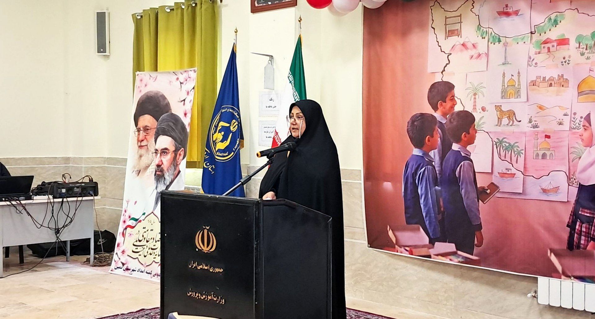 کمک به نیازمندان یک  وظیفه دینی است