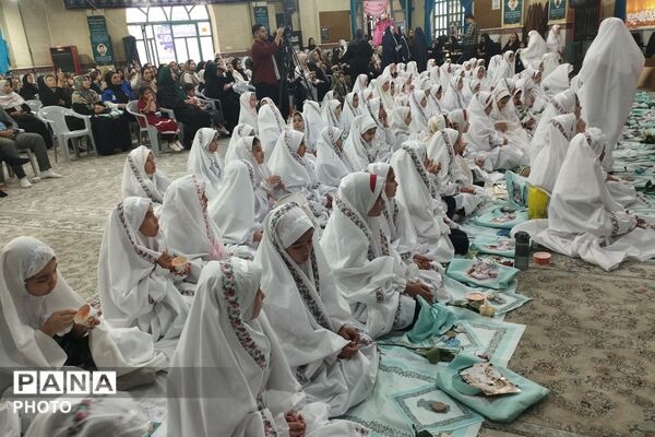  پروانه ها در آسمان بندگی؛ جشن تکلیف پروانه ها در پیشوا