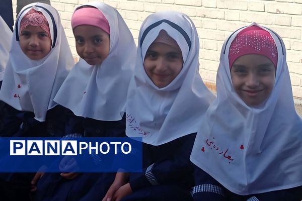 دبستان کیهانی، غرقِ در شور و نشاط میلاد حضرت زینب (س) 