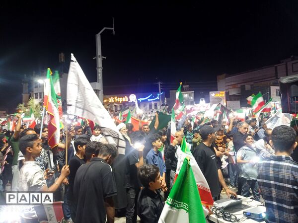 تداوم تجمعات شبانه در میناب؛ روایت حضور و همدلی شهروندان