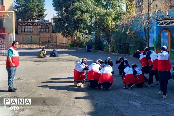 رقابت دانش‌آموزان قرچک برای ادای مسئولیت‌های اجتماعی خود در چهاردهمین المپیاد طرح «دادرس»