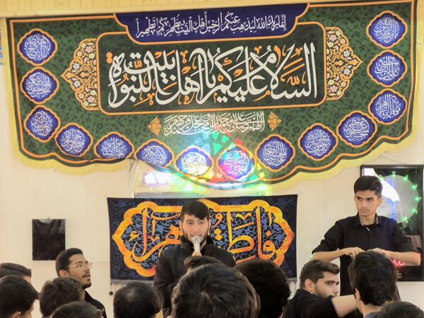 مدرسه شهید رجایی در عزای فاطمه(س) نوای سینه‌زنی سرداد