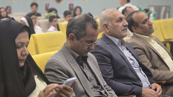 کاروان تجهیزات نوسازی، راهی مدارس اصفهان شد