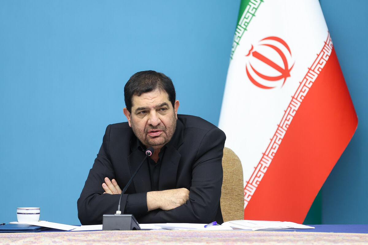 مخبر چند طرح‌ بهداشتی و درمانی کشور را افتتاح کرد