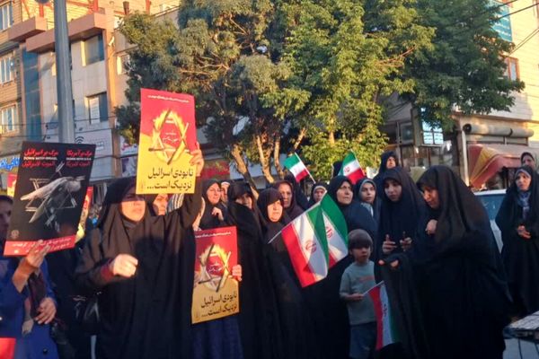 جشن بزرگ پیروزی رزمندگان اسلام در نبرد علیه رژیم صهیونیستی و آمریکای جنایتکار در شهرستان قروه