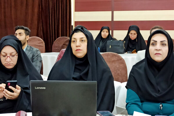 همایش بهداشت روان در اردوگاه میثاق شهرستان آباده 