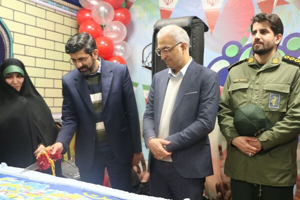  شنیدن صدای انقلاب اسلامی از میان دانش آموزان ایران جان