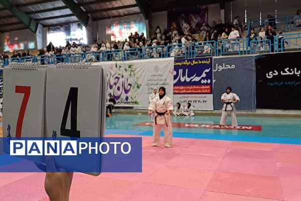 برگزاری مسابقات بانوان پرشین کیوکوشین قهرمانی استان تهران به میزبانی شهرستان ورامین 