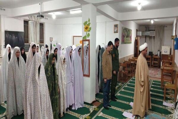 جلسه بصیرتی  در آموزشگاه شهید مجید دهنوی