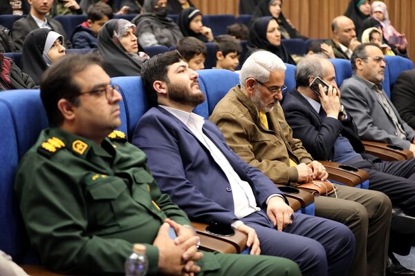 آیین گشایش سالن آمفی‌تئاتر فرهنگسرای گلستان در البرز