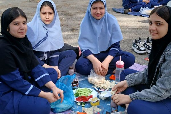 برگزاری اردو درون مدرسه‌ای در بهارستان ۲