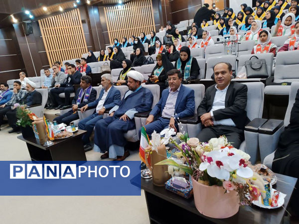 تجلیل از مربیان و دانش‌آموزان برتر شهرستان جم