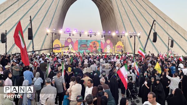 خروش عاشقان امیرالمؤمنین(ع) در مهمانی بزرگ غدیر تهران