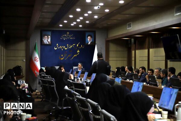 تجلیل از طلایه‌داران تشکیلاتی شهر تهران