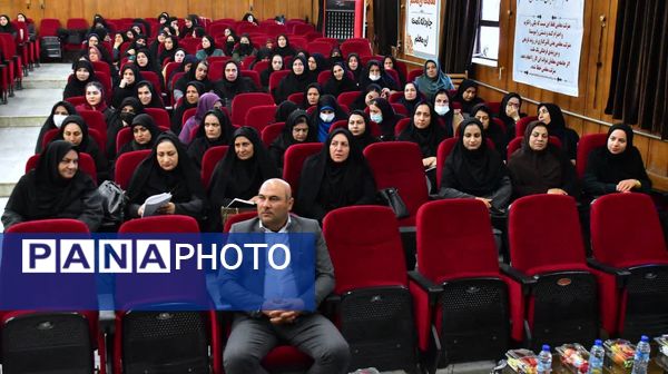 کارگاه آموزشی طرح مصرف ایمن و بهینه گاز به معلمان