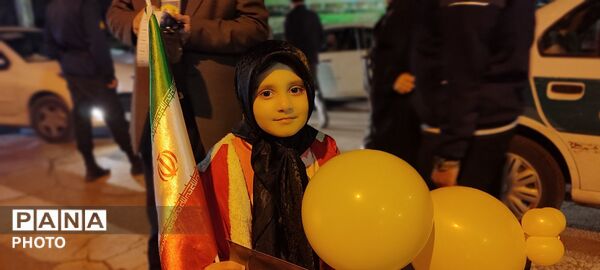 حضور پر شور کودکان و نوجوانان تویسرکانی در تجعات شبانه