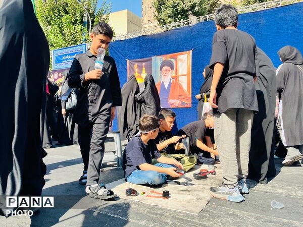 تجلیِ شکوهِ ایمان در مسیرِ عاشقی؛ تهران یکپارچه غرق در سوگِ اربعین