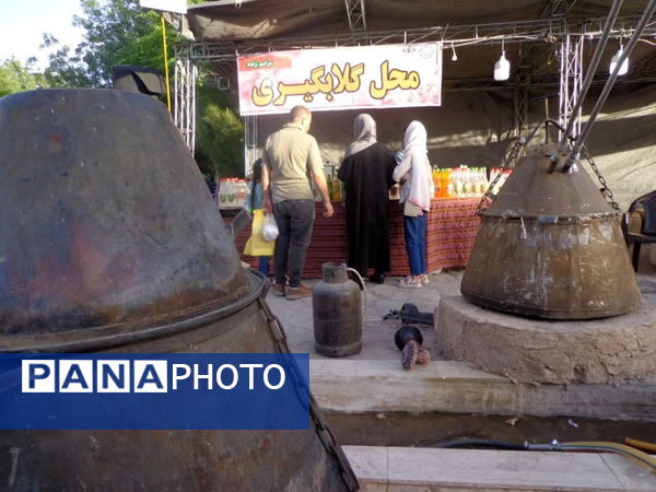 دومین نمایشگاه گل و گلاب در پردیسان قم